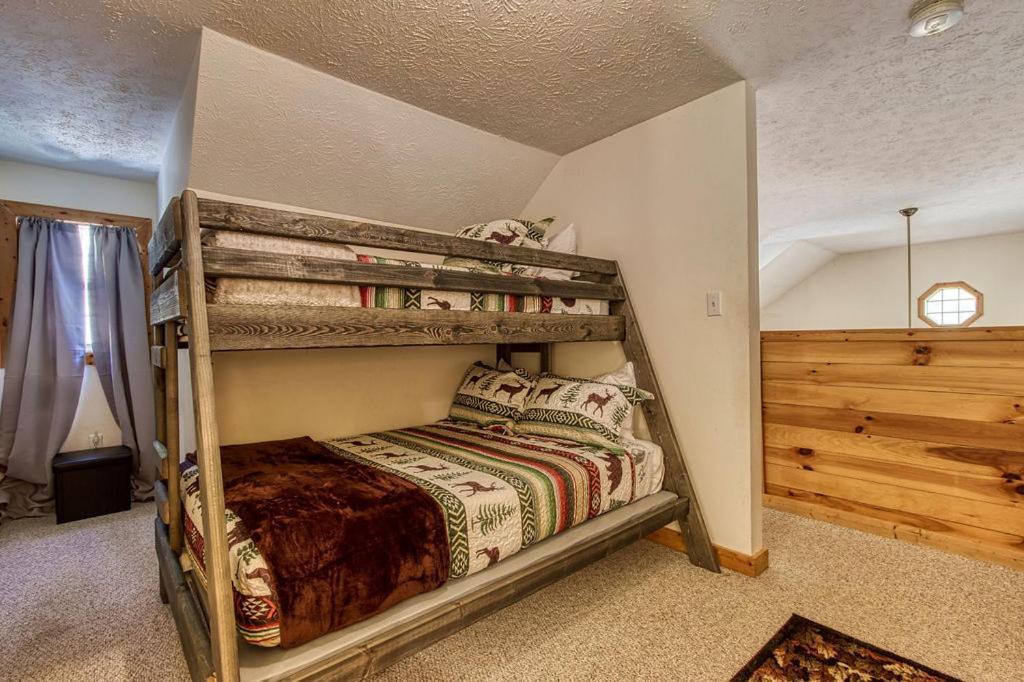 Laurel Cottage, 1089 Free Tickets Each Paid Day, Dollywood And More เซอเวียร์วีล ภายนอก รูปภาพ