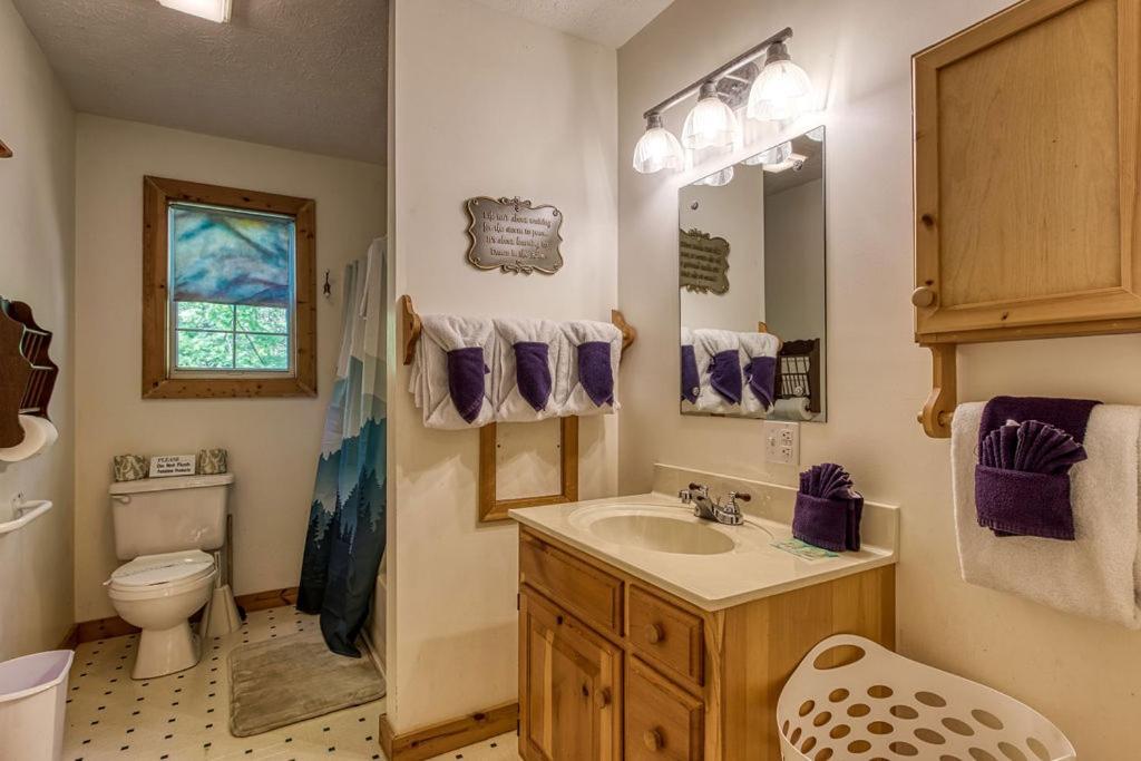 Laurel Cottage, 1089 Free Tickets Each Paid Day, Dollywood And More เซอเวียร์วีล ภายนอก รูปภาพ